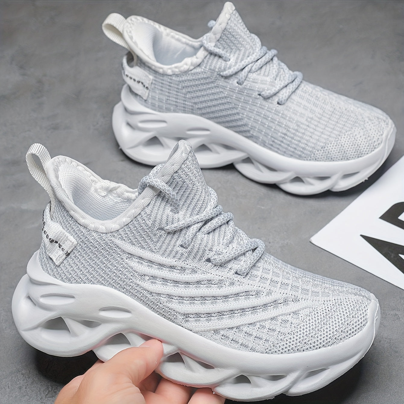 Youngsters' Breathable Woven Knit Blade Sneakers - Non-Slip Soft EVA Sole, Slip-On Low-Top Design for Outdoor Activities, Black (Boys & Girls), Kid Shoes,
