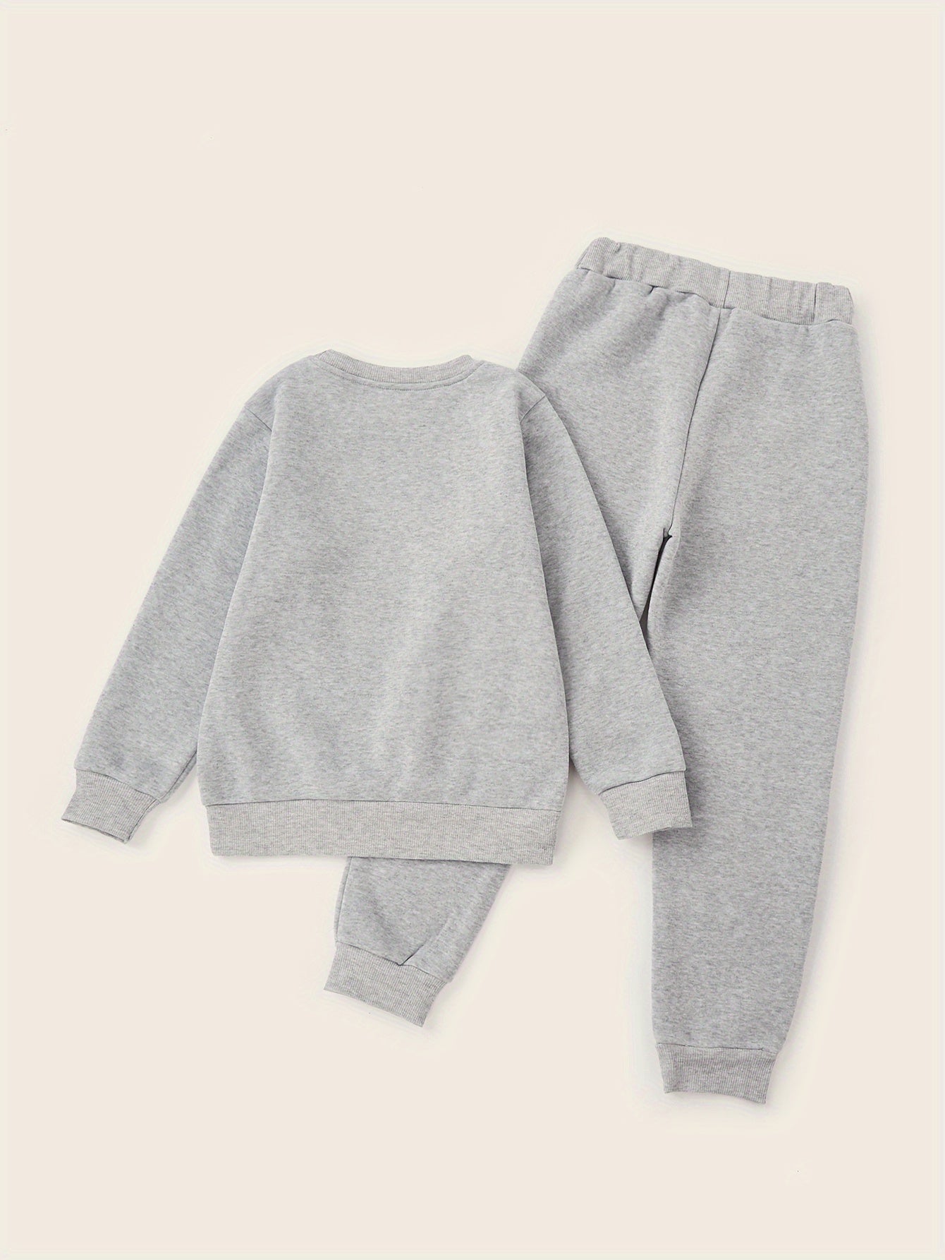Cozy & Cute Girls' 2pcs Set: 'Just A Girl Who Loves Gymnastics' Printed Sweatshirt and Fleece-Lined Joggers - Perfect for Fall\u002FWinter, Round Neck,