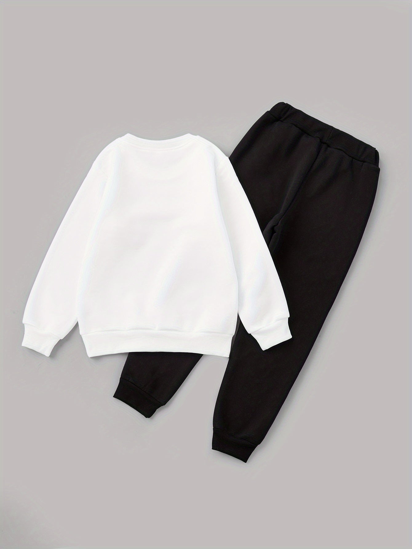 Cozy & Cute Girls' 2pcs Set: 'Just A Girl Who Loves Gymnastics' Printed Sweatshirt and Fleece-Lined Joggers - Perfect for Fall\u002FWinter, Round Neck,