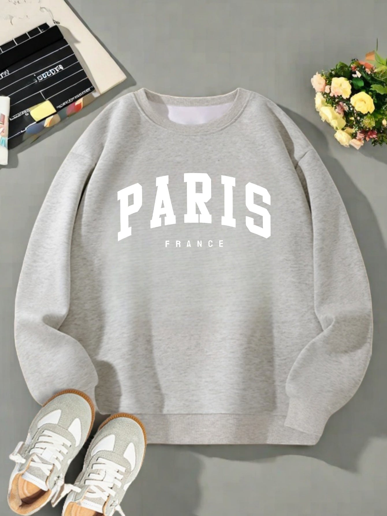 Girls' Casual Long Sleeve Round Neck Sweatshirt - Heather Gray with Random Print, Soft Warm Fabric, Regular Fit for Autumn\u002FWinter,