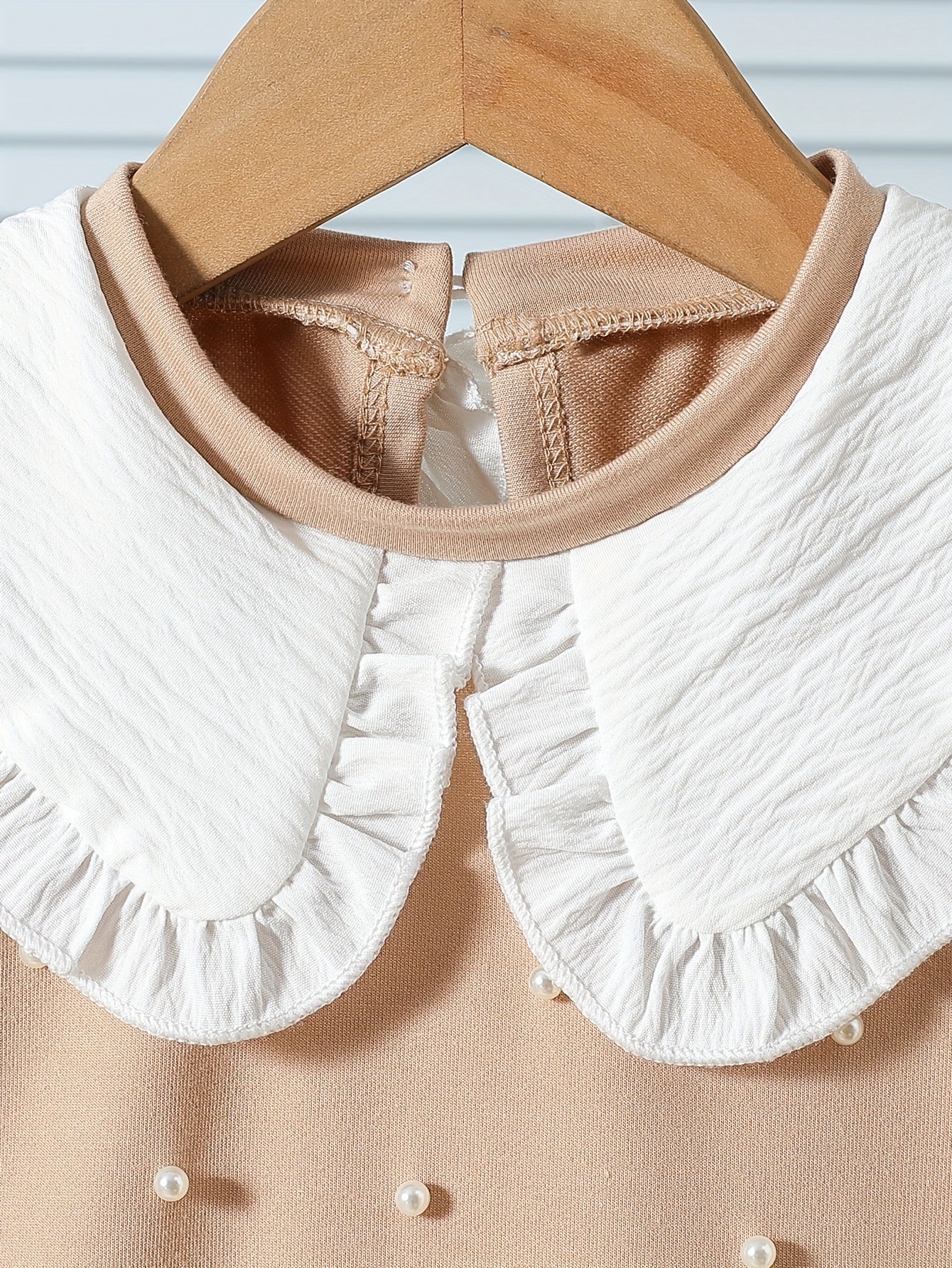 Spring and Autumn New Fashionable Cute Sweet Cool Design Pearl-Decorated Round Neck Long Sleeve Sweatshirt +