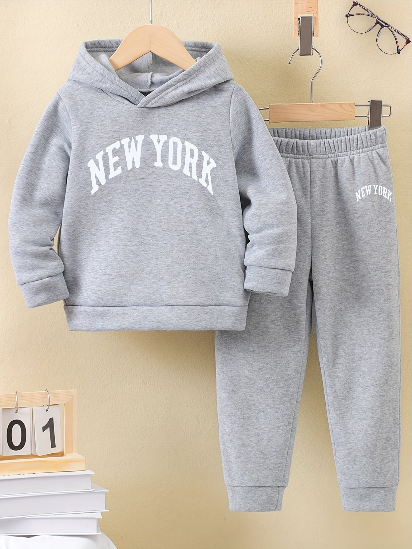 Girls Autumn and Winter Six-piece Set with English Pattern Print, Warm and Fleece-lined