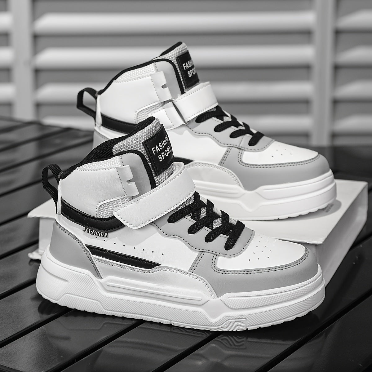 Casual Shoes with a Convenient Closure Design, Unique Sporty Shoes for Kids, Breathable And Non-Slip